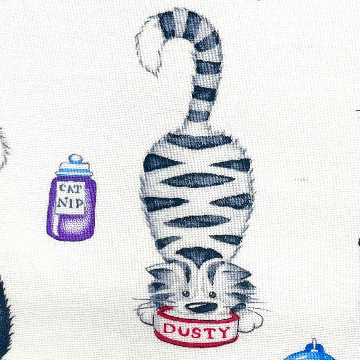 Cats Meow Fabric – Stacked Cats on White, 100% Cotton, Henry Glass HG1141.11