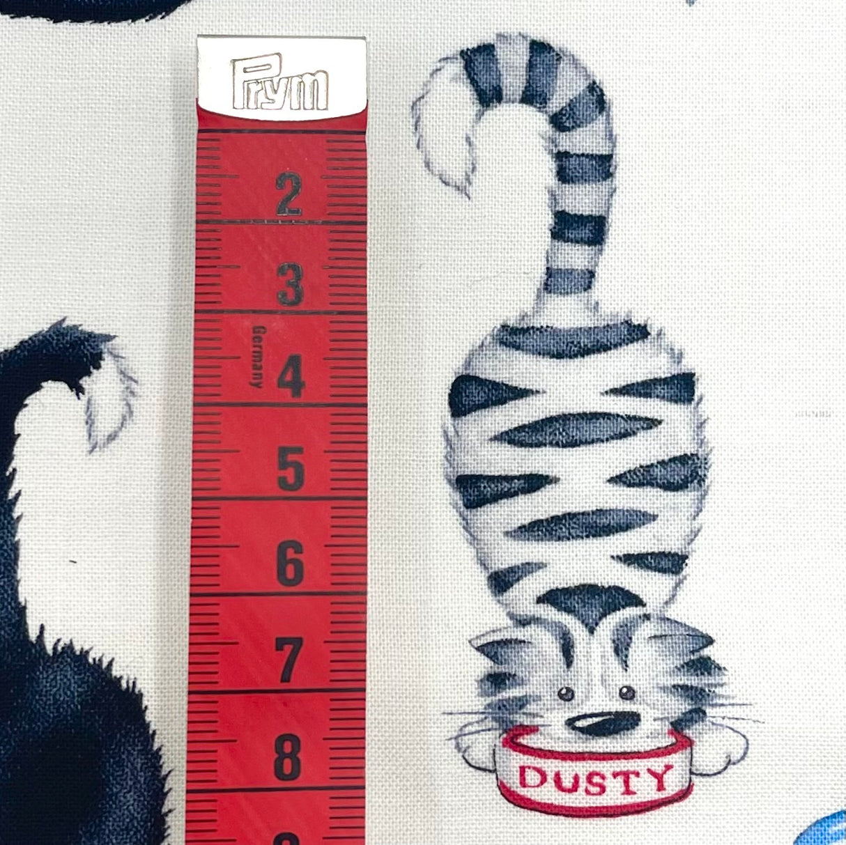 Cats Meow Fabric – Stacked Cats on White, 100% Cotton, Henry Glass HG1141.11