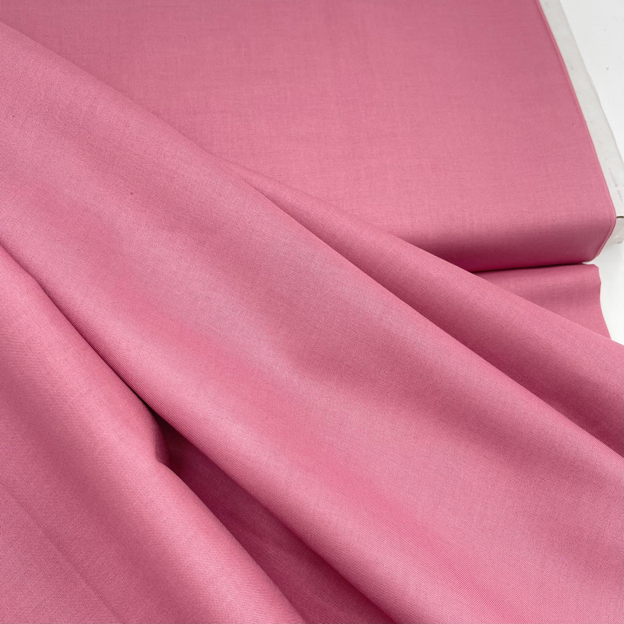 Homespun Cottage Rose Fabric – Solid Blender | Hobbycraft HS124CR