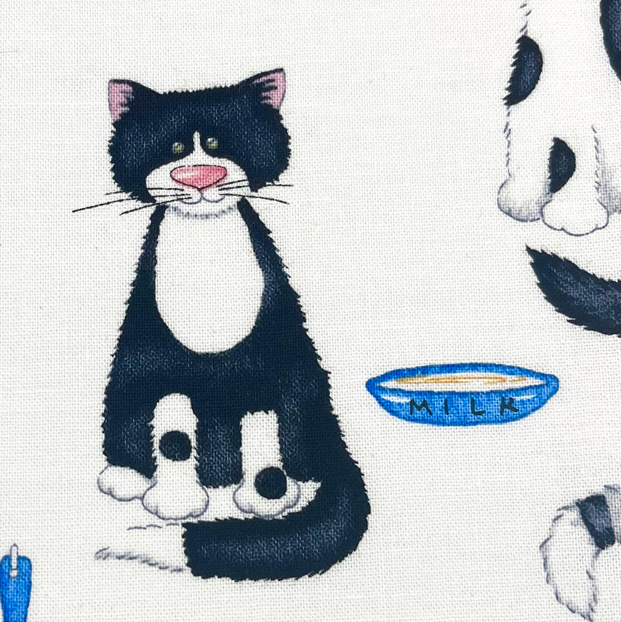 Cats Meow Fabric – Stacked Cats on White, 100% Cotton, Henry Glass HG1141.11