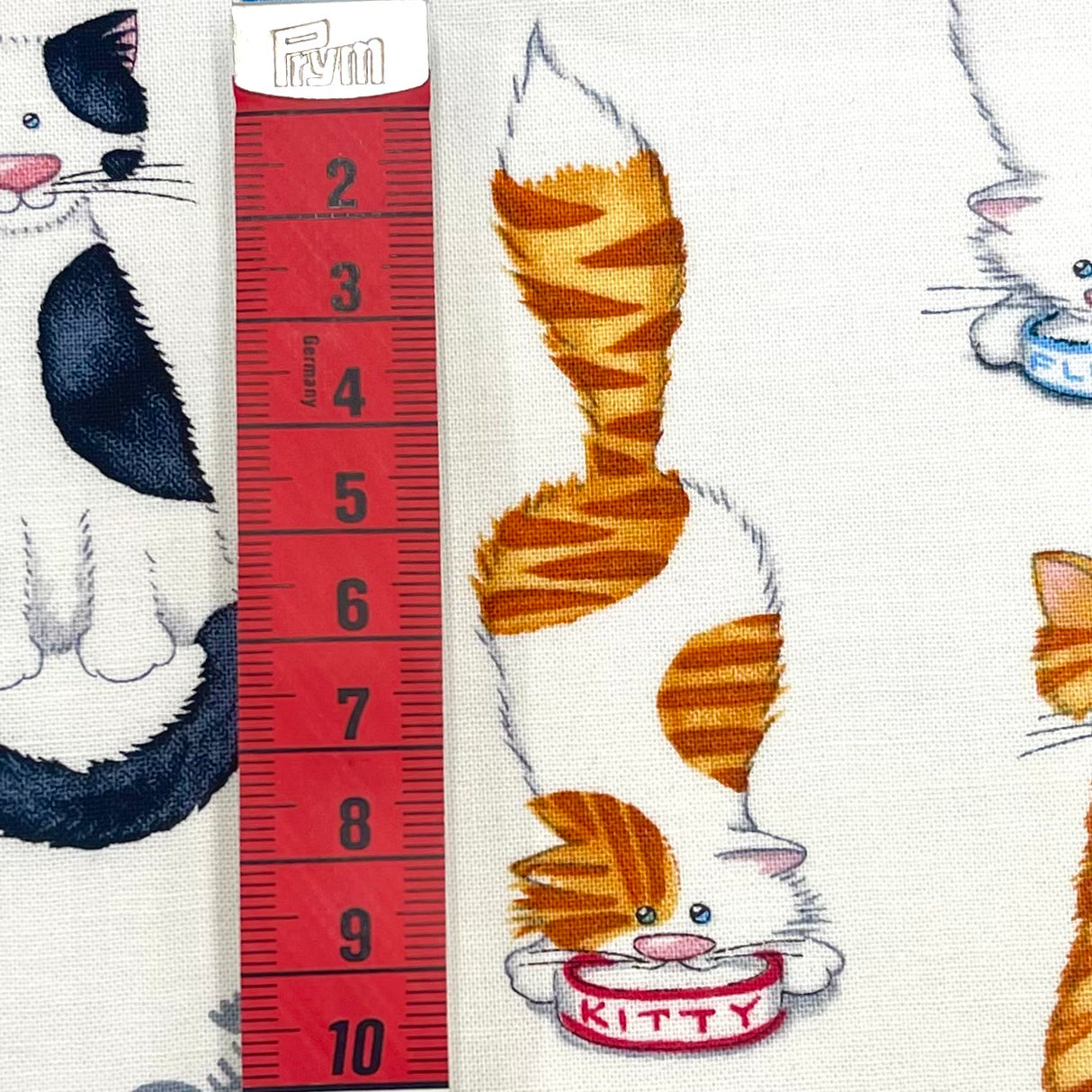 Cats Meow Fabric – Stacked Cats on White, 100% Cotton, Henry Glass HG1141.11