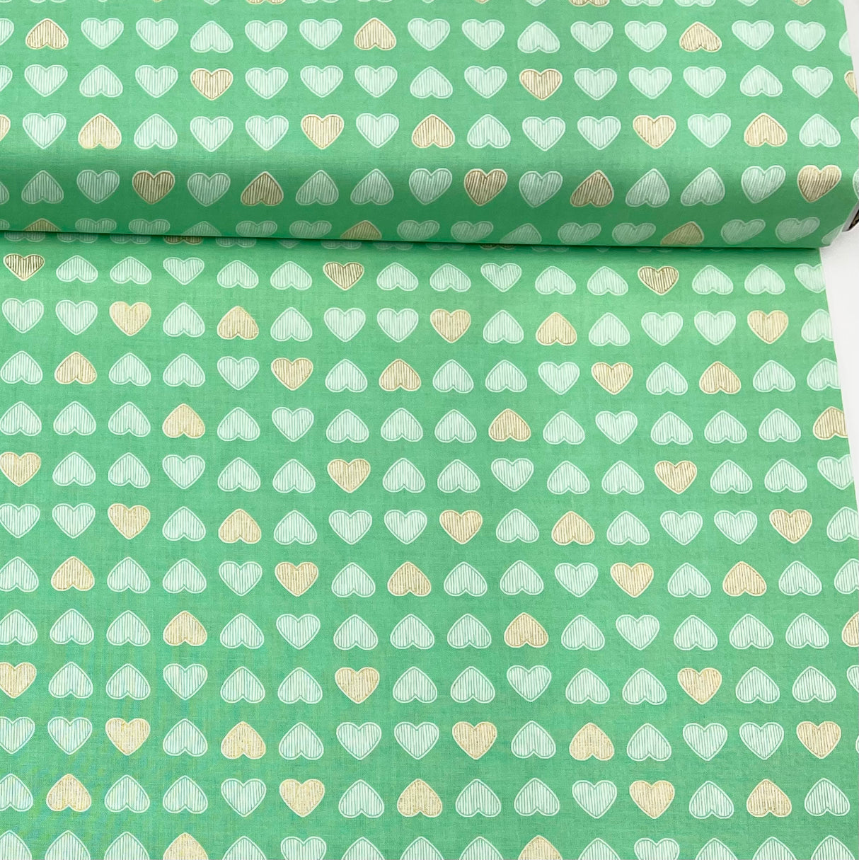 Heart of Gold – Clover Green Fabric, Gold Metallic Hearts – Michael Miller