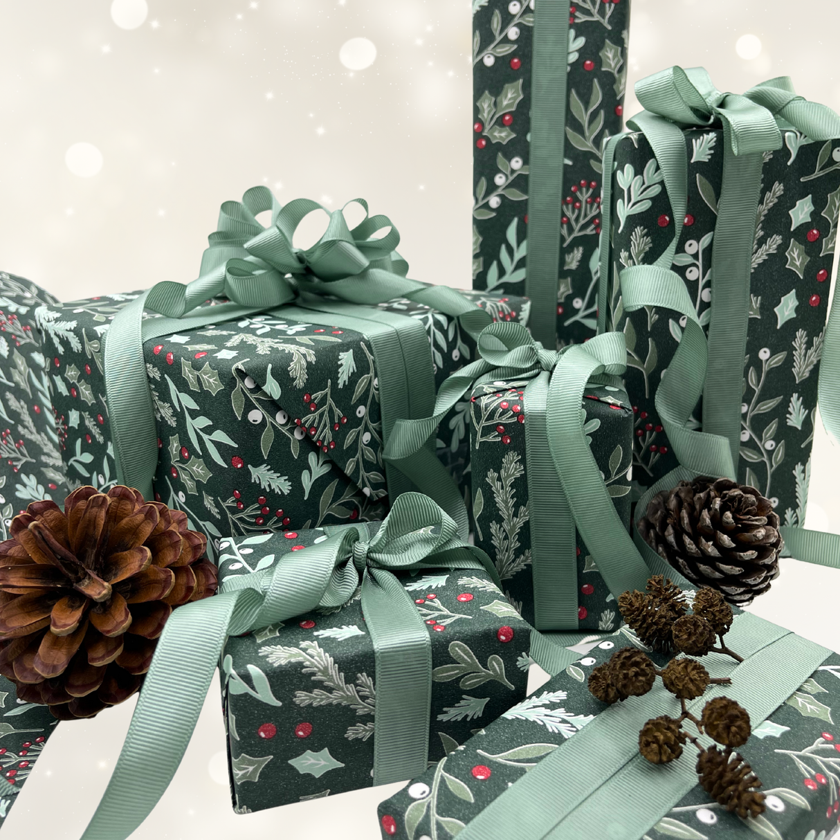 Xmas Foliage Gift Wrapping Paper – 80gsm, 60cm Wide | Festive Christmas Wrap