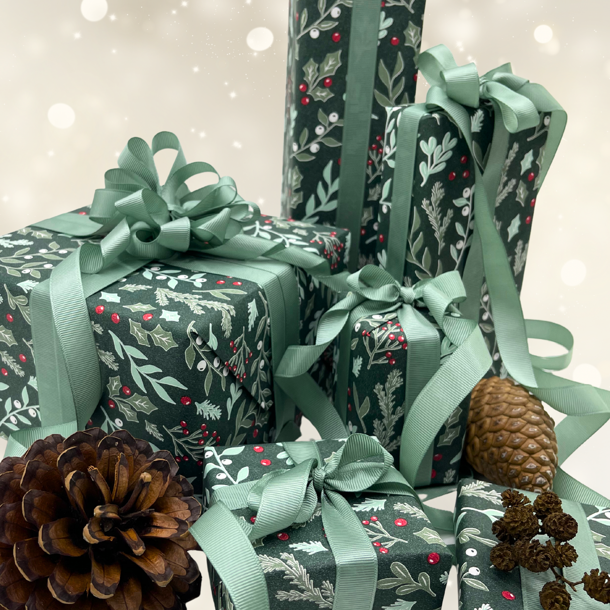 Xmas Foliage Gift Wrapping Paper – 80gsm, 60cm Wide | Festive Christmas Wrap