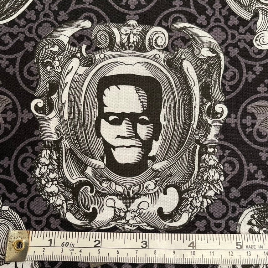 Haunted Skulls Cotton fabric Haunted Gallery Fabric Michael Miller 6635-Gray