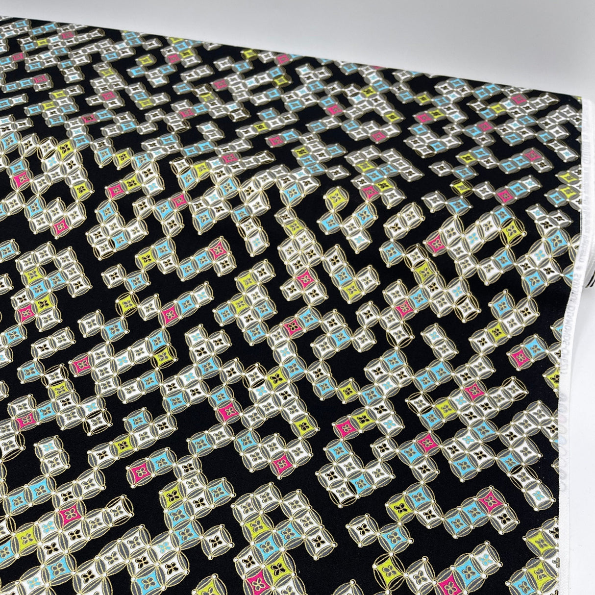 Sakura Diamonds Japanese fabric Greta Lynn Geisha Cotton Quilting fabric Benartex BT6277-12