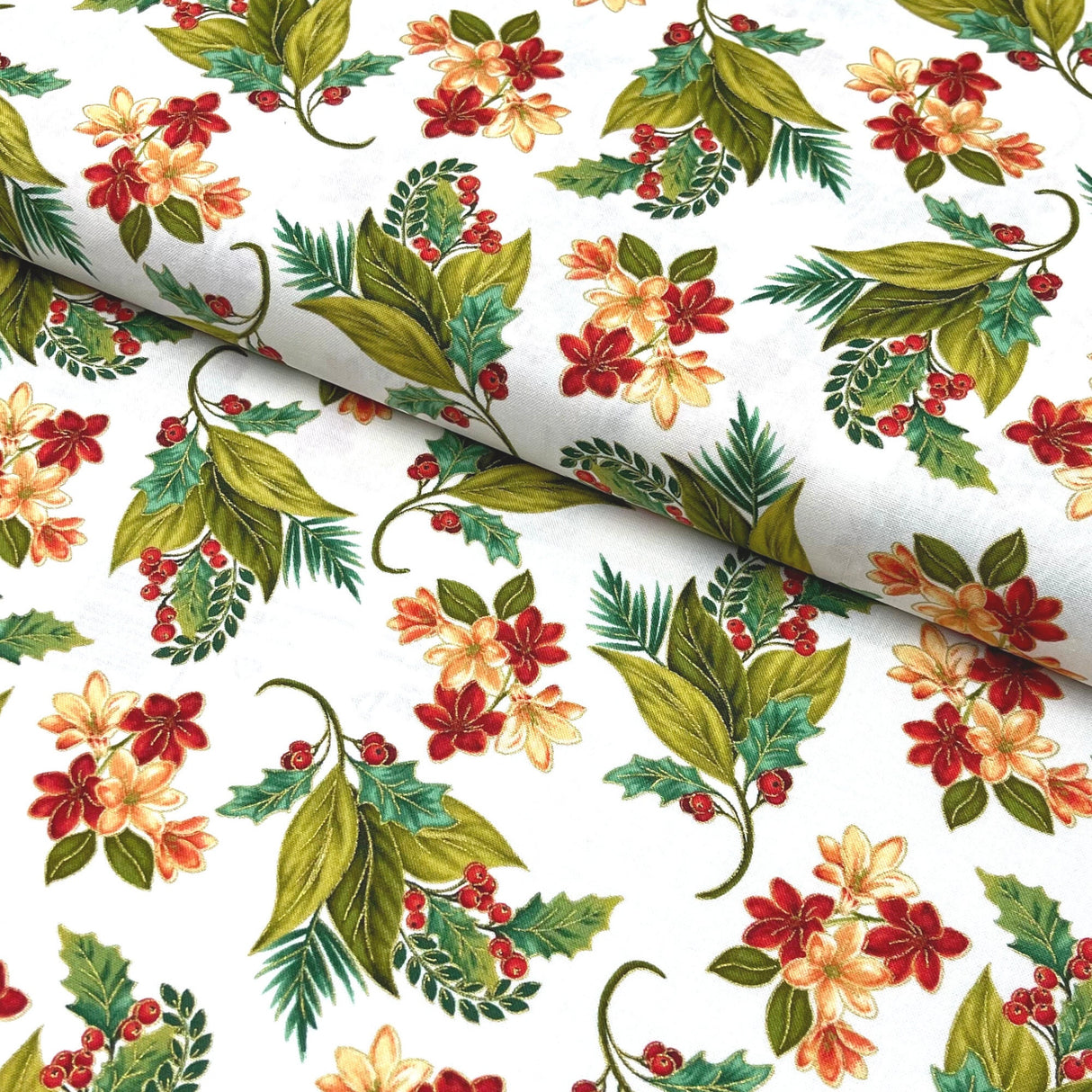 Christmas Splendor fabric Holly floral Cotton Quilting fabric Henry Glass HG8322M-44