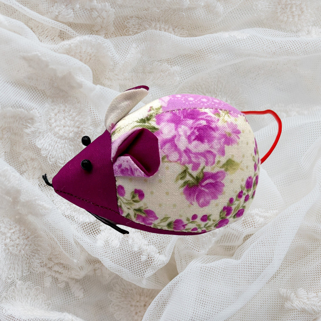 Mouse Pin Cushion - Quilting & Craft Accessory | Hobbycraft