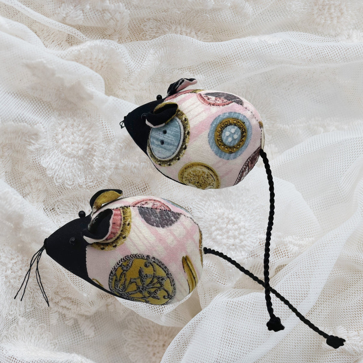 Mouse Pin Cushion - Quilting & Craft Accessory | Hobbycraft