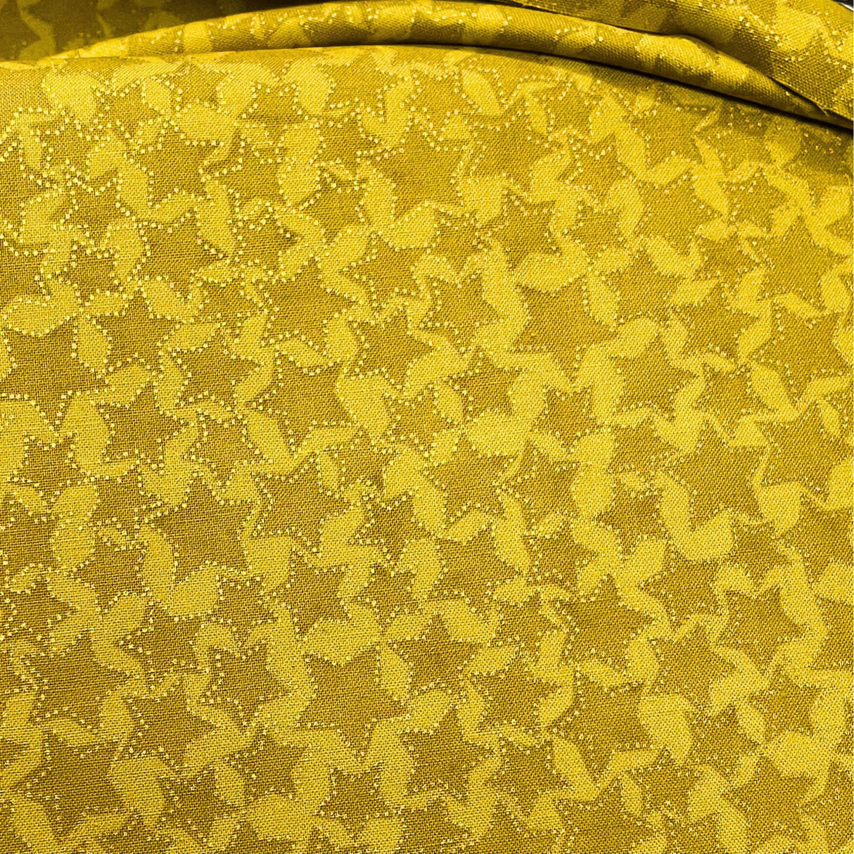 Overall of grain of fabric