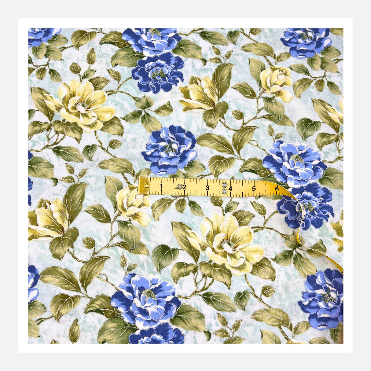 Floral plume fabric, Premium Cotton Quilting fabric by Timeless Treasures TT6462.Julep