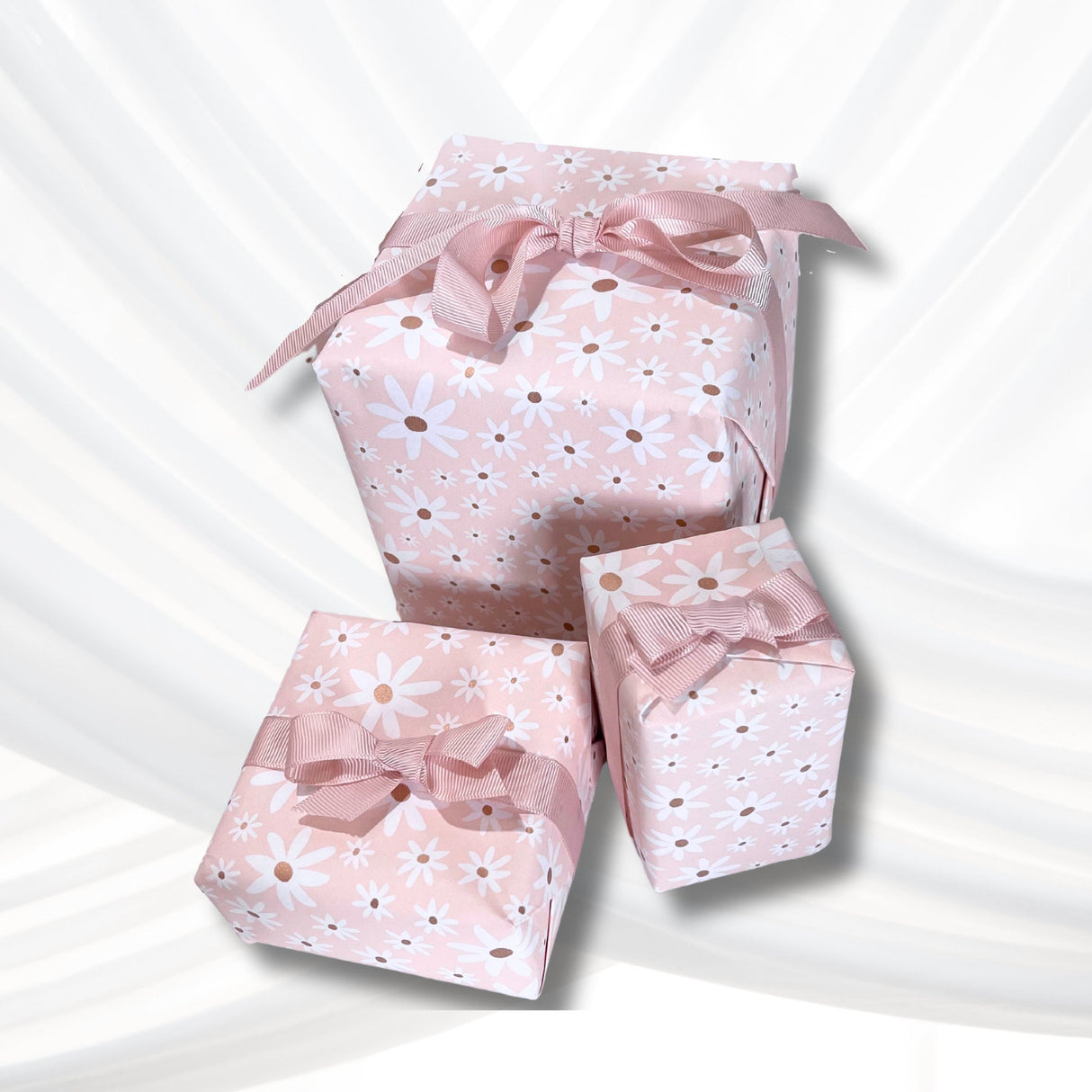 Daisy Floral Champagne Gift Wrapping Paper- 80gsm, 60cm Wide | Elegant Wrapping Solutions