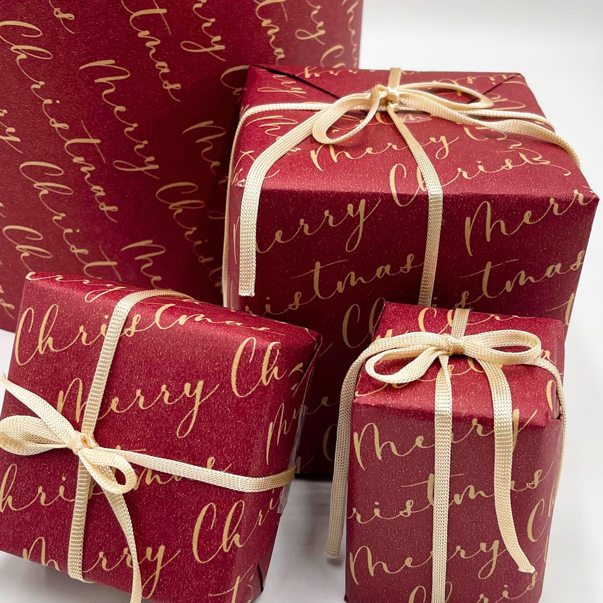 Merry Christmas Wrapping Paper – Sustainable Gift Wrap with Festive Greetings, Delivered Crease-Free