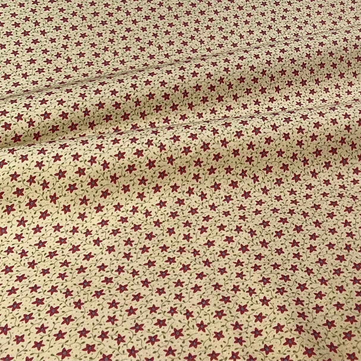 Peace on Earth, Floral Christmas fabric Henry Glass 8502.44