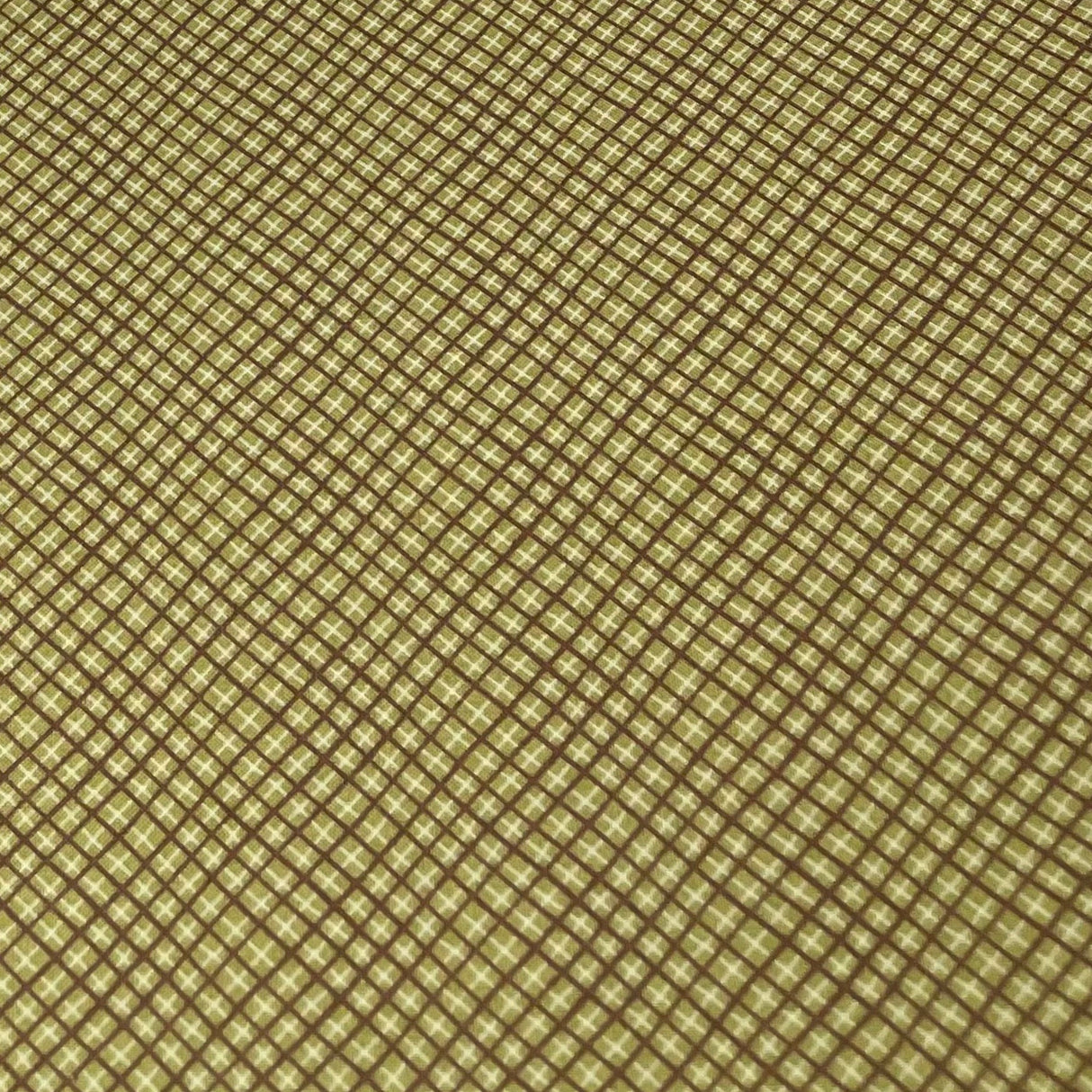 Geometric fabric Lattice Tan Quilting 100% Cotton fabric Henry Glass 8503.66