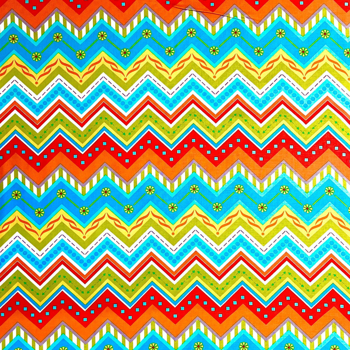 Zig Zag Marine Life fabric by Henry Glass - 6825.16