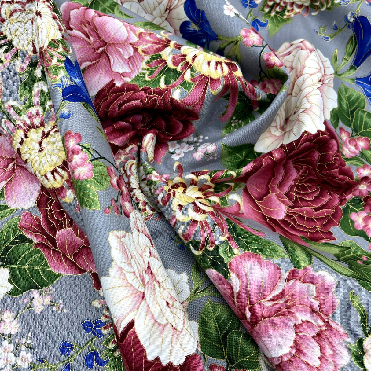 Floral fabric Sakura Japanese Geisha, Chong a Hwang, Timeless Treasures CM6158GREY