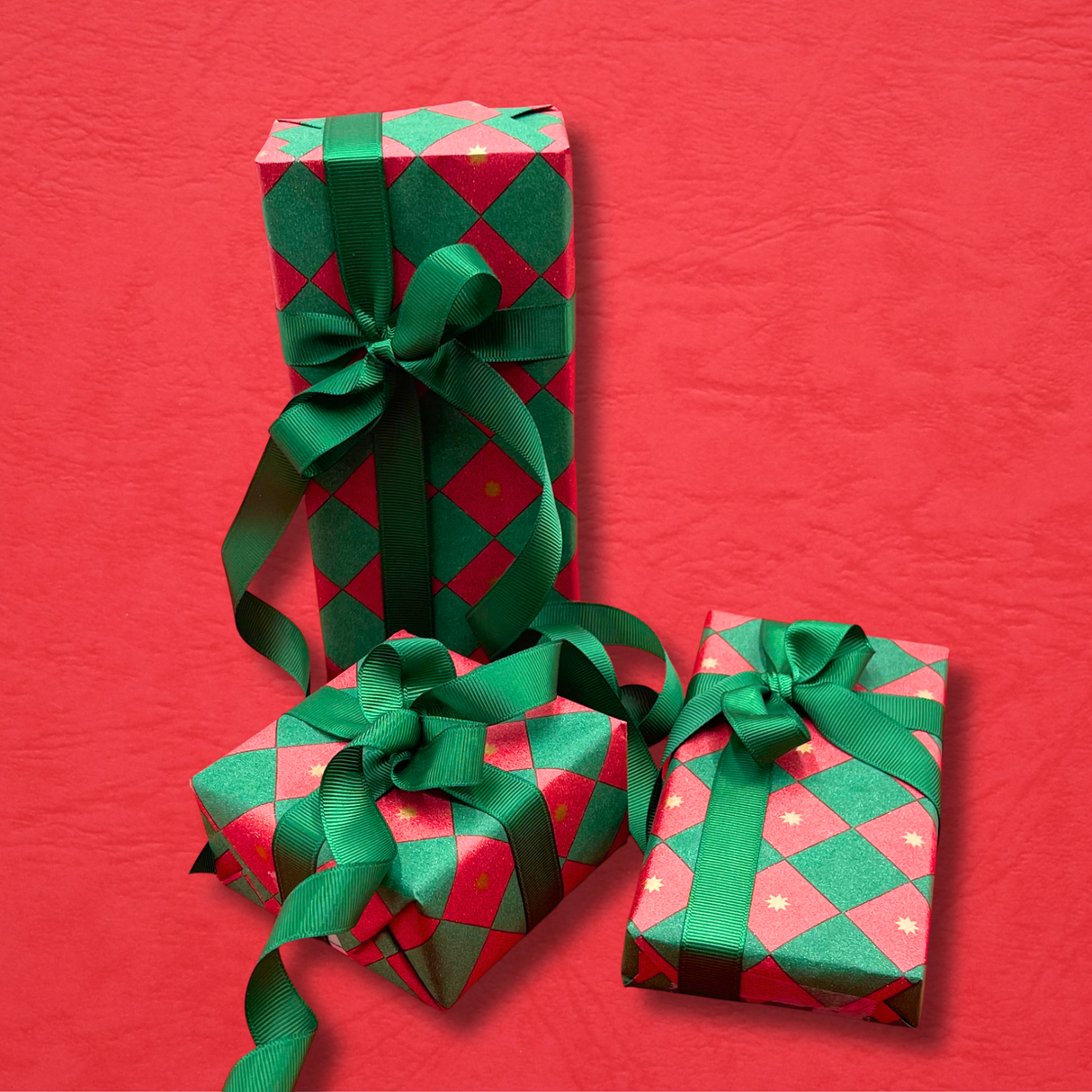 Checkerboard Gift Wrapping Paper – 80gsm, 60cm Wide | Festive Christmas Wrap
