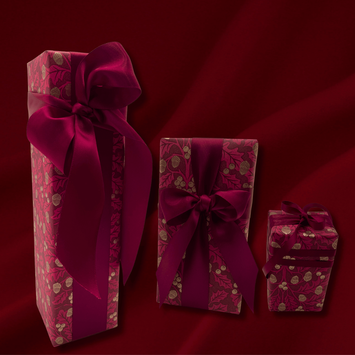Harvest Burgundy Gift Wrapping Paper – Acorn & Foliage Christmas Wrap