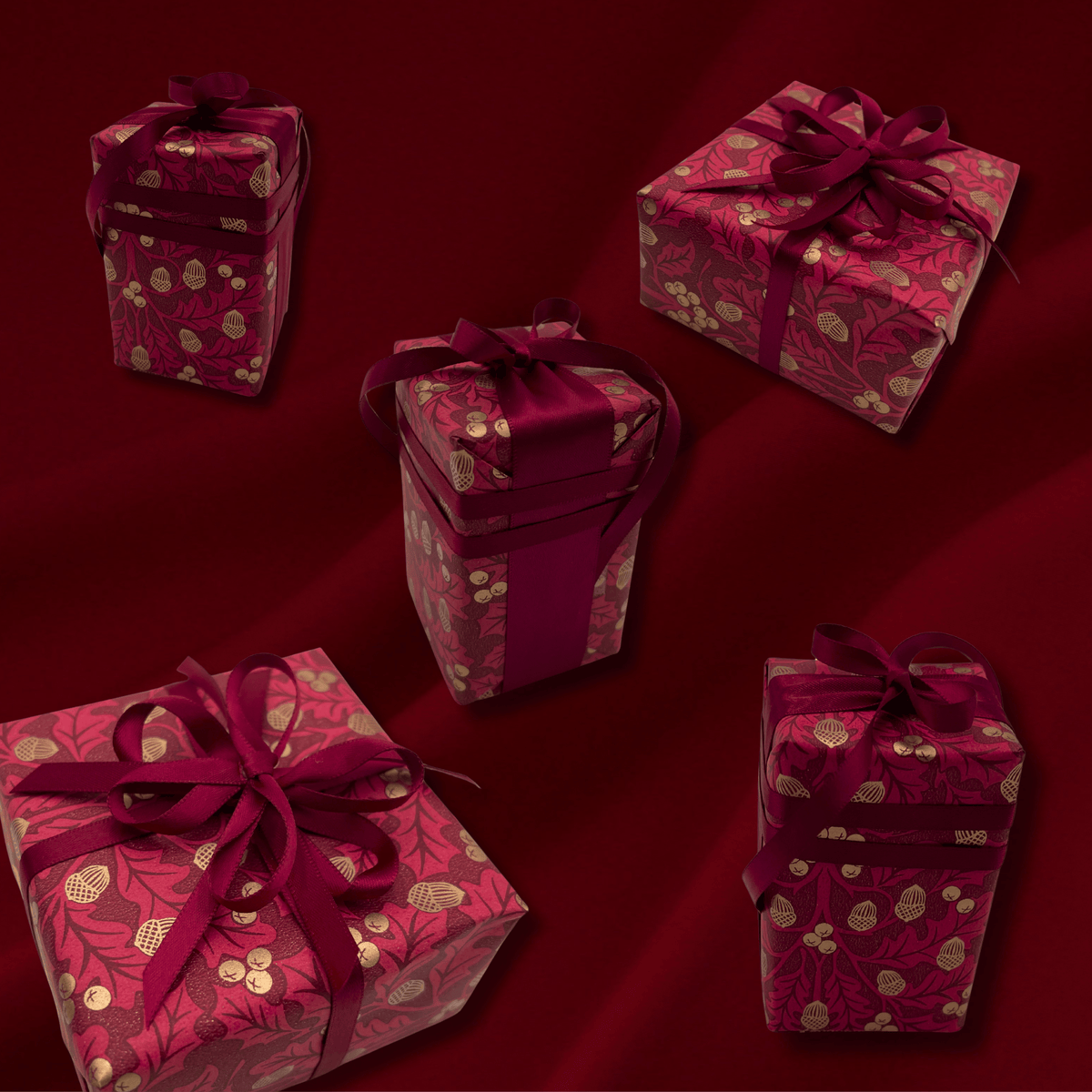 Harvest Burgundy Gift Wrapping Paper – Acorn & Foliage Christmas Wrap