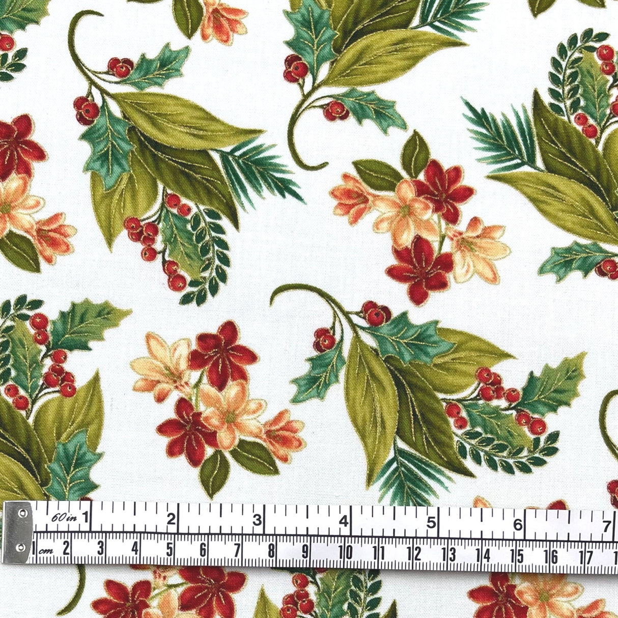 Christmas Splendor fabric Holly floral Cotton Quilting fabric Henry Glass HG8322M-44