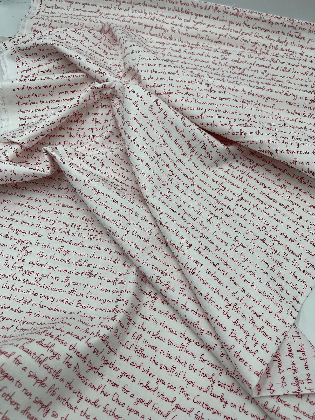Memoirs fabric, Cotton, Quilting fabric, Words, letters, Michael Miller fabrics MD-5581RED