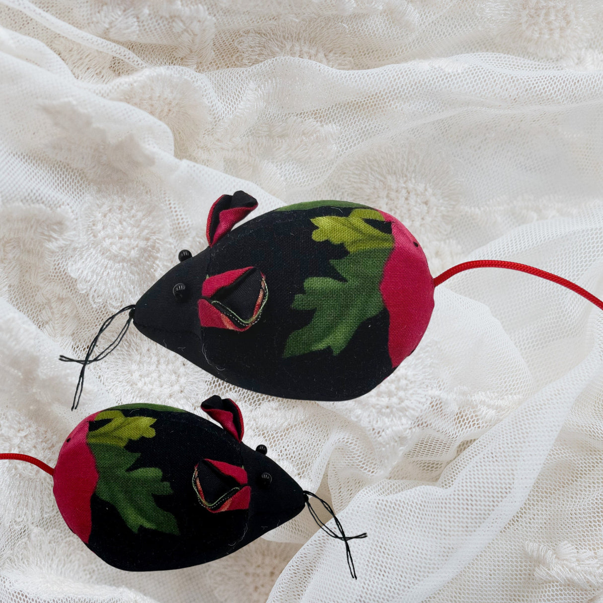 Mouse Pin Cushion - Quilting & Craft Accessory | Hobbycraft