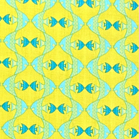 Big Splash, Cotton Quilting Fabric, Fishes Kissing Lime by Henry Glass HG6830-66