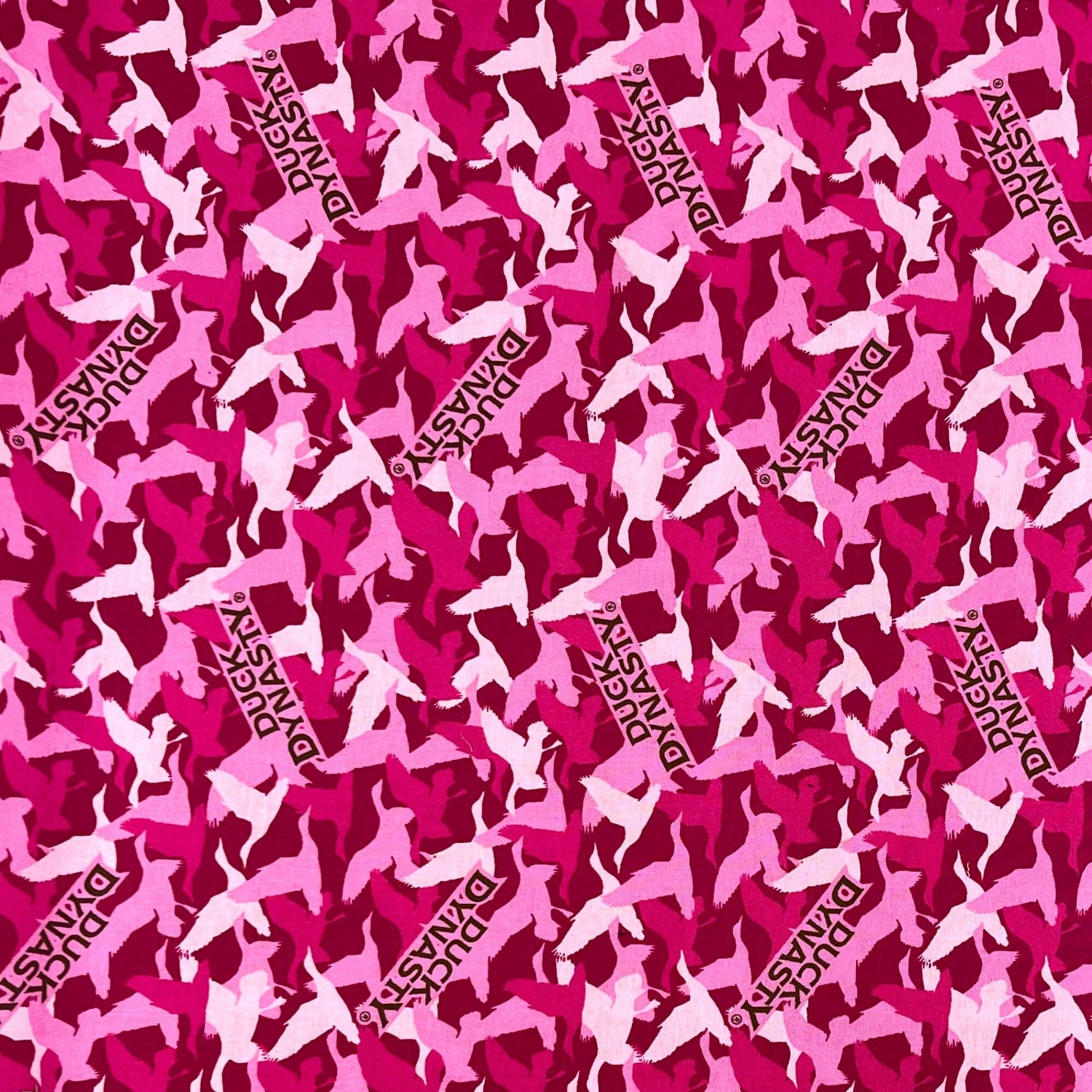 Bird Pink Duck fabric Dynasty Fabric Duck Camo Duck Dynasty - CP48870Pink