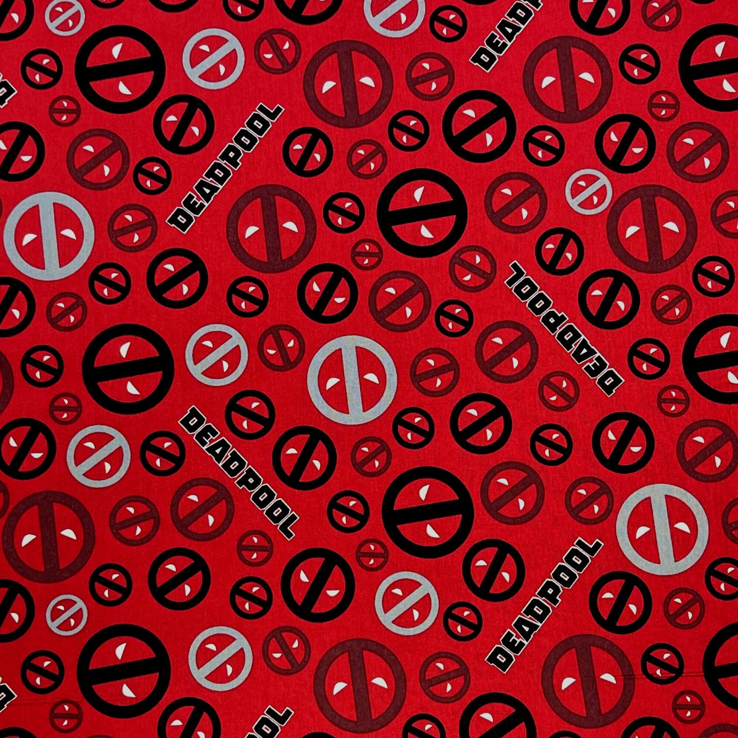Marvel fabric Halloween Dead Pool Head Icon Toss fabric Springs Creative Halloween Cotton Quilting fabric