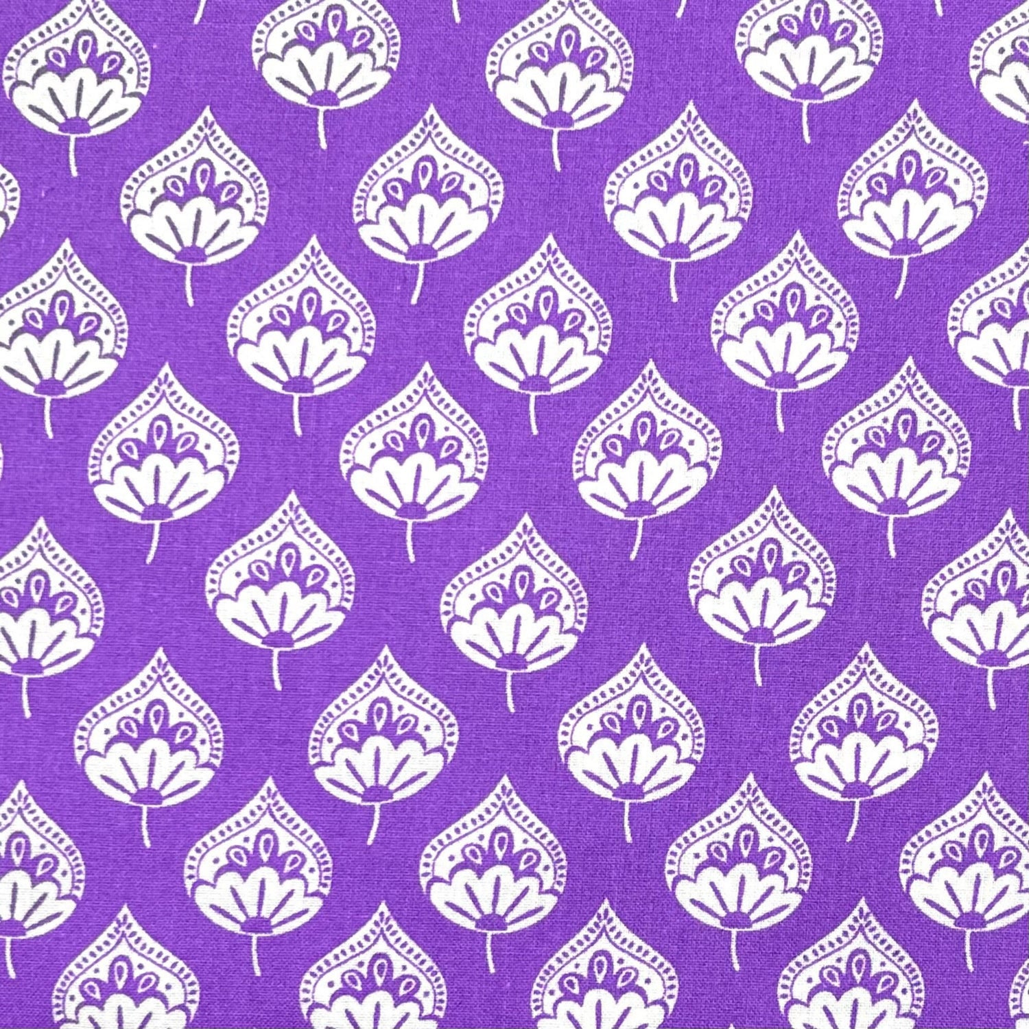 Purple fabric Lavender Leaves 50cm Quilters Cotton Fabric Springs Creative