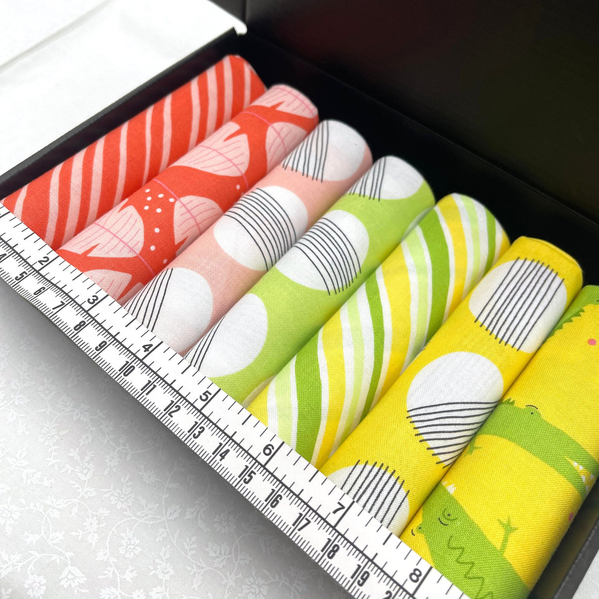 Summer Time Everglades, Fat Quarter pack, Gift ideas, Pre-cut, Quilting Fabric, Michael Miller Fabrics