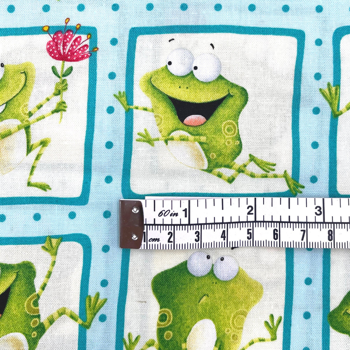 Frogland Friends, Animal Quilting fabric, Amphibians, green frogs fabric HG1061.16